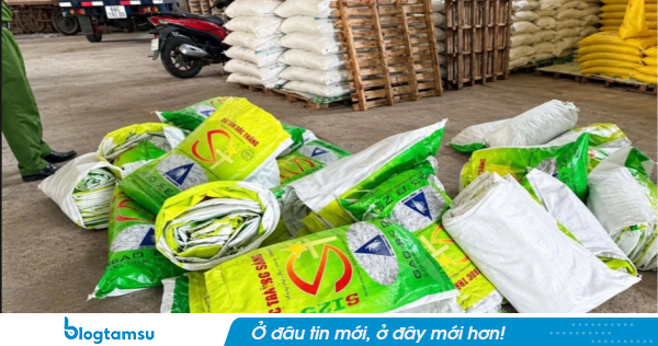 Phát hiện 2 cơ sở “thay áo” gạo không rõ nguồn gốc thành ST25