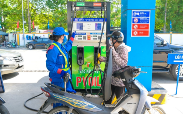 Giá xăng dầu bán lẻ hôm nay 7/8: Biến động mới khiến nhiều người chú ý
