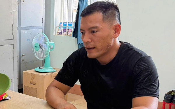 CÁI KẾT ĐẮNG cho nam thanh niên lái xe máy đuổi theo rồi đạp ngã chồng cũ của bạn gái