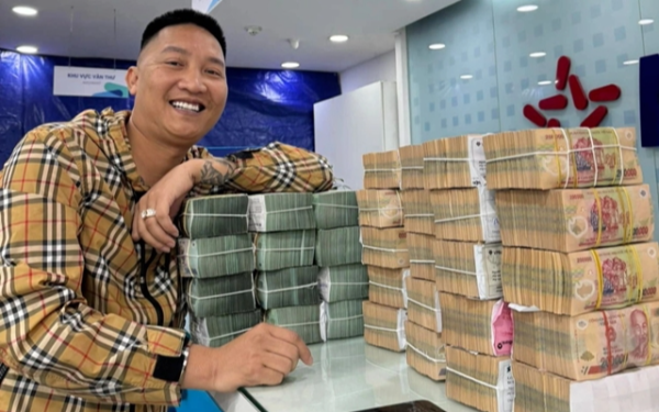 Bí mật đằng sau khối tài sản khổng lồ của Huấn Hoa Hồng