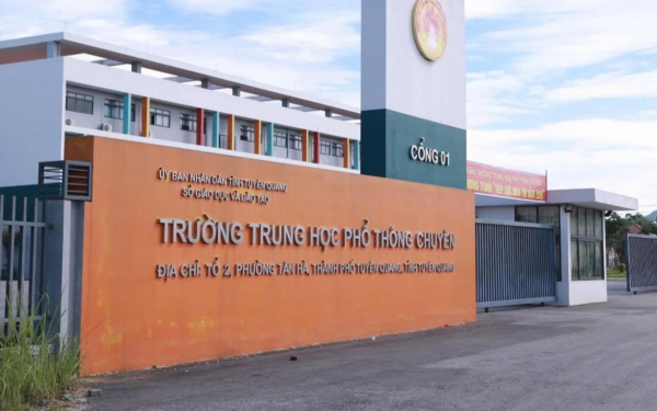 Một trường đại học đưa ra 3 điều kiện tiếp nhận thí sinh ở điểm thi trường THPT chuyên Tuyên Quang sau khi thi lại