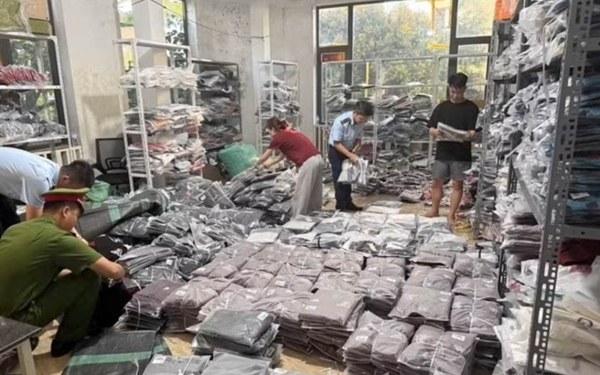 Khởi tố chủ shop Nguyễn Thị Hương sinh năm 1985
