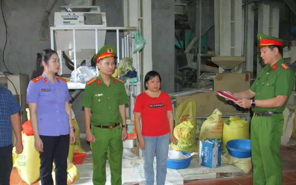 Giả mạo thương hiệu gạo Séng Cù nổi tiếng, 2 chủ cơ sở bị bắt