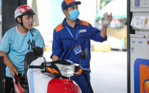Giá xăng dầu chiều nay 11/8: Cập nhật bảng giá mới nhất tại Petrolimex