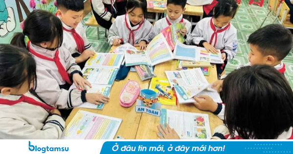 Hơn 1,8 triệu học sinh Hà Nội sắp được miễn phí sách giáo khoa