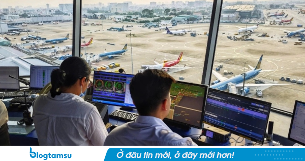 Drone liên tục xâm nhập, sân bay Tân Sơn Nhất phải tạm dừng khai thác