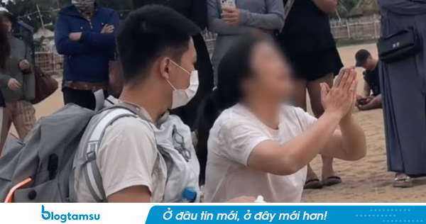 Vụ thanh niên Trung Quốc bị sóng cuốn mất tích: UBND phường Tuy Hòa thông báo khẩn