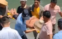 Kỳ tích: Thanh niên người TQ được tìm thấy sống sót kỳ diệu sau nhiều ngày trôi dạt trên biển nhờ bám phao và ăn cua sống