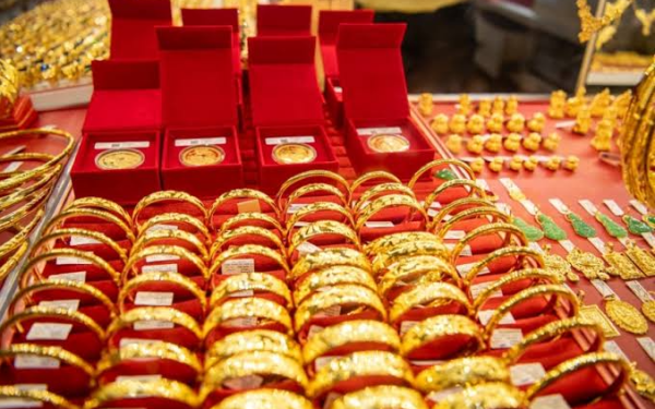 Giá vàng hôm nay 21/8: Vàng SJC, vàng nhẫn đồng loạt tăng mạnh