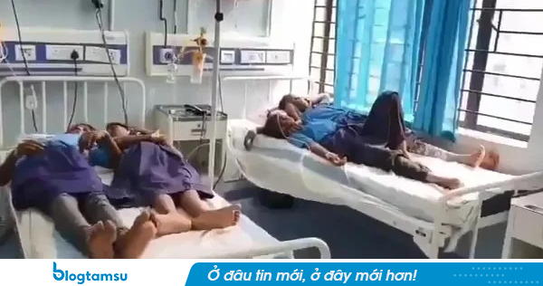 Hơn 40 học sinh nhập viện do đầu bếp nêm nhầm bột giặt vào bữa trưa
