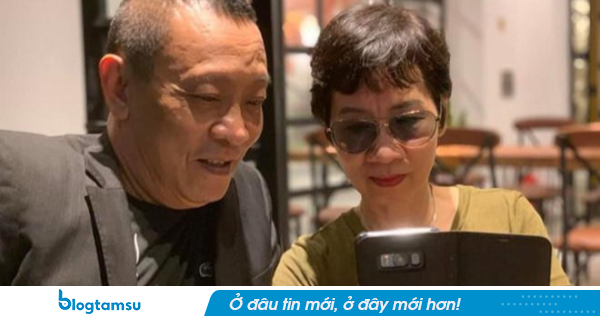MC Lại Văn Sâm nổi tiếng khắp VN nhưng rất ít khi khoe vợ, hóa ra bà xã sở hữu gia thế cực khủng, chồng năn nỉ mới đi công tác cùng