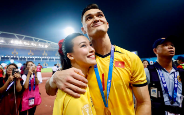Hoàng Oanh ra mắt Lê Giang Patrik với con trai từ lễ 2/9/2025, phản ứng của bé mới đáng bàn