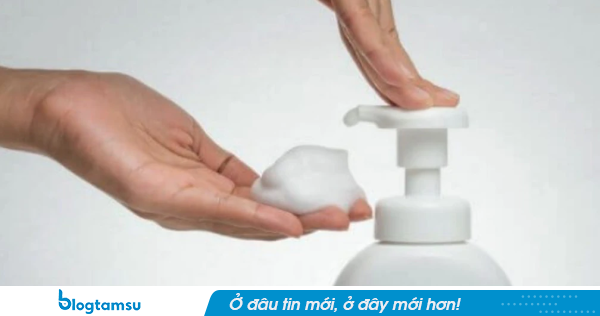 Thu hồi khẩn 2 lô dung dịch vệ sinh phụ nữ