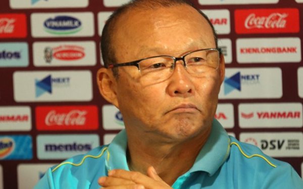 Bất ngờ với phản ứng của thầy Park khi được hỏi về trận chung kết AFF Cup 2026 giữa Việt Nam và Thái Lan