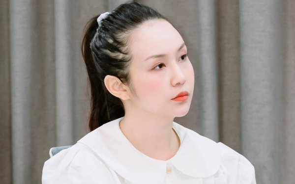 Vợ kém 12 tuổi của Tuấn Hưng: "Kiếm tiền như nước”, chồng chiều như "bà hoàng", sinh 3 con vẫn trẻ đẹp