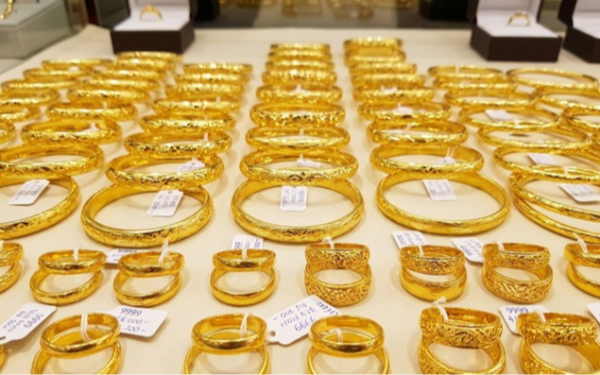 Giá vàng hôm nay 5/9: Vàng miếng SJC, vàng nhẫn đồng loạt tăng