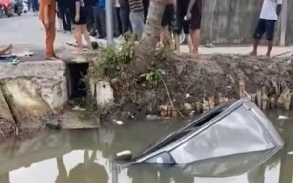 Vụ ô tô lao xuống mương khiến đôi vợ chồng tử vong ở Hải Phòng: Bi kịch xảy ra sau khi vừa đi được 250m