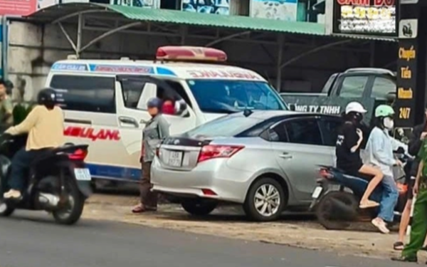 Nữ chủ quán bị đâm tử vong, hai người đàn ông nhập viện