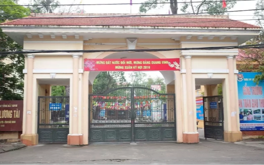 Nữ sinh 9,5 điểm Toán bị trừ 50% vì chép bài 