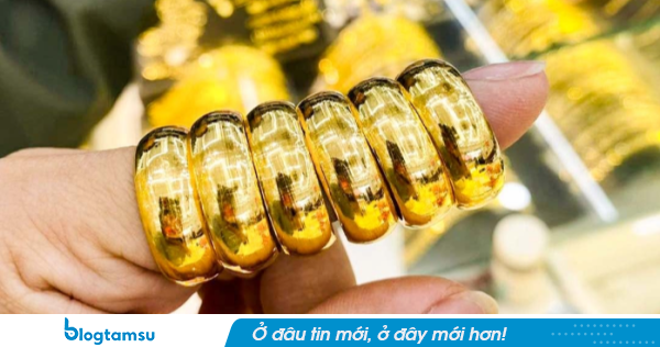 Giá vàng sáng 8/9: Cảnh báo rủi ro mua đuổi khi chênh lệch còn cao