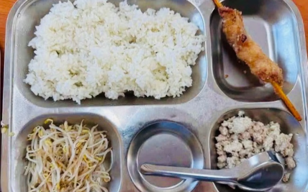 Hà Nội chỉ đạo khẩn trương làm rõ vụ suất ăn bán trú 40 nghìn tại Trường Tiểu học Trung Giã B