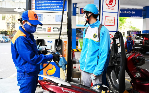 Giá xăng dầu hôm nay 11/9: Dầu thô lên mức cao nhất 3 tháng, xăng dầu trong nước đồng loạt tăng mạnh