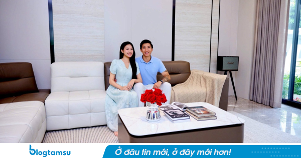 Mức lương 'kỷ lục' của Đoàn Văn Hậu, bảo sao 26 tuổi đã mua biệt thự, Porsche