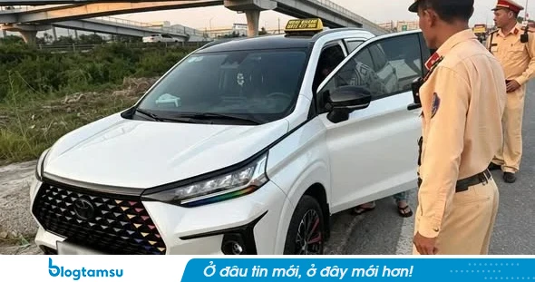 Chở khách thu 100 nghìn đồng, tài xế đối mặt khoản phạt gấp 130 lần