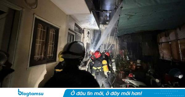 Cháy nhà ở Hà Nội, 5 người chết