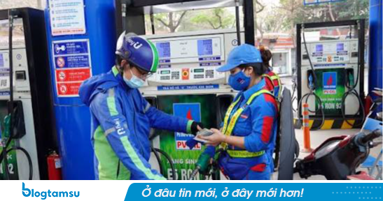 Giá xăng dầu ngày 21/9: Dầu thế giới giảm nhẹ, dầu diesel trong nước tiến sát mốc 30.000 đồng/lít