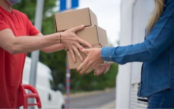 Tất cả người dân hay nhận đồ ship chú ý thông báo khẩn từ công an
