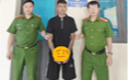 Vờ trả lại điện thoại vừa cướp giật, để lấy nốt chiếc ví của cụ ông 76 tuổi
