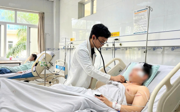 Nạn nhân kể phút đối mặt con rể cầm dao đòi 