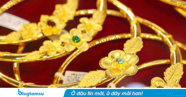 Giá vàng hôm nay 25/9: Đà giảm vẫn chưa dừng lại
