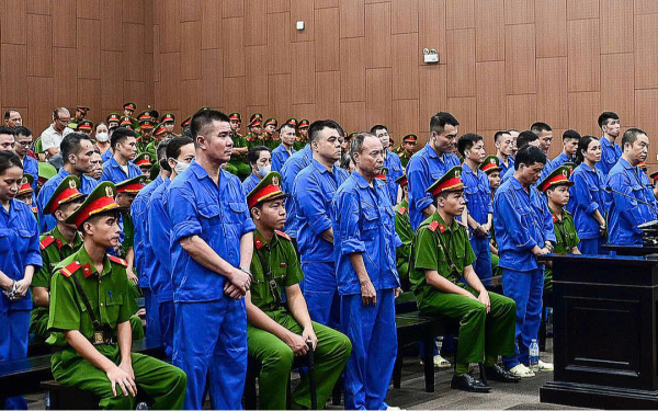 Vợ Viện trưởng Pháp y tâm thần Trung ương trách người đưa hối lộ 