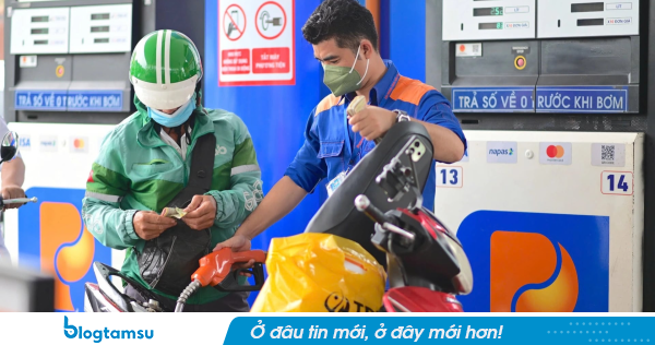 Giá xăng dầu mới nhất sau 2 kỳ điều hành: Xăng E10, E5 đồng loạt tăng mạnh, dầu diesel vượt mốc mới