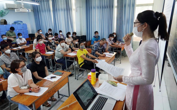 Hội phụ huynh bị cấm thu quỹ, nhận tiền hỗ trợ