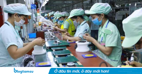 Công bố dự thảo tăng lương tối thiểu từ 1/1/2027: Cao nhất 5,7 triệu đồng/tháng