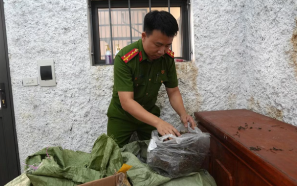 Hàng trôi nổi quảng cáo thảo mộc Tây Bắc để ‘đẩy’ doanh thu bán hàng
