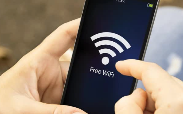 Dùng wifi công cộng có nguy cơ lộ tài khoản ngân hàng