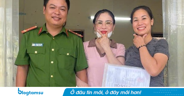 Ninh Bình: Công an phường Hồng Quang hỗ trợ công dân nhận lại hơn 1,7 tỷ đồng do chuyển khoản nhầm