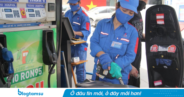 Bảng giá xăng dầu hôm nay: Xăng tăng, dầu giảm