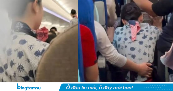 Bắt tiếp viên xin lỗi sau khi vô tình va vào tay, nam hành khách nhận cái kết đắng