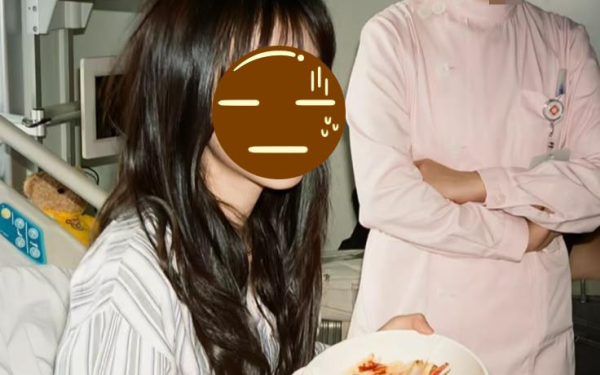 Ngày càng nhiều chị em còn trẻ đã mắc UT vú, bác sĩ thở dài: "Mê mấy cũng ĂN ÍT ĐI 5 món!"
