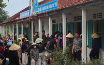Vụ hàng trăm học sinh nghỉ học: Phụ huynh thừa nhận sai khi ngăn con đến trường