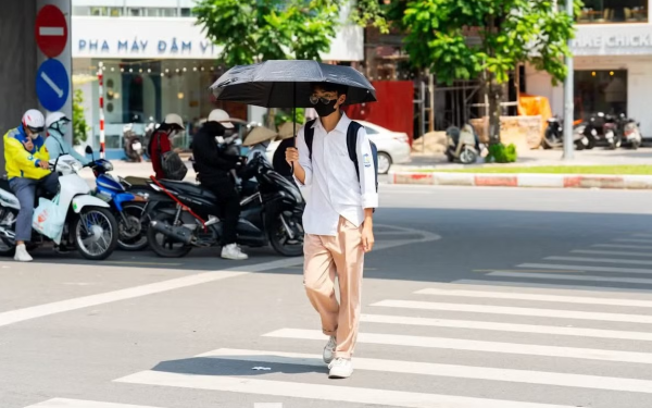 Xuất hiện hơn 50 kỷ lục nắng nóng, miền Bắc đón mùa đông rất ấm