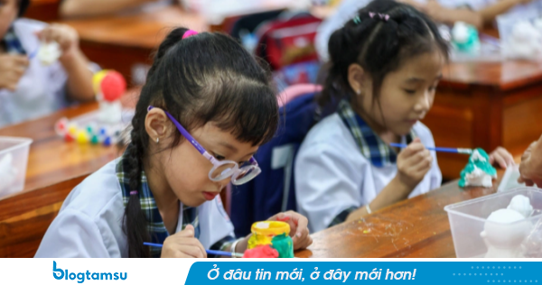 Chê môn liên kết, phụ huynh vẫn 'bấm bụng' chi tiền