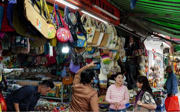 Hộ kinh doanh thu đến 10 tỷ đồng có thể được nộp thuế theo doanh thu