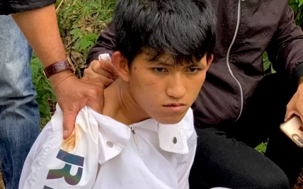 Phạm nhân đang trốn khỏi Trại giam A2 ở Khánh Hoà từng rút dao đâm cảnh sát