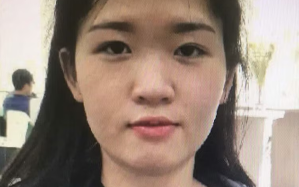 Bị can Nguyễn Thị Mộng Tuyền đang bỏ trốn, bất kỳ người nào cũng có quyền bắt và giải ngay đến cơ quan Công an